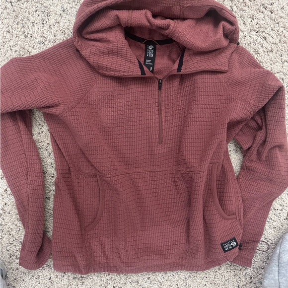 Mountain Hardwear Tops - Mountain Hardwear hooded fleece polar tech half zip dusty pink maroon